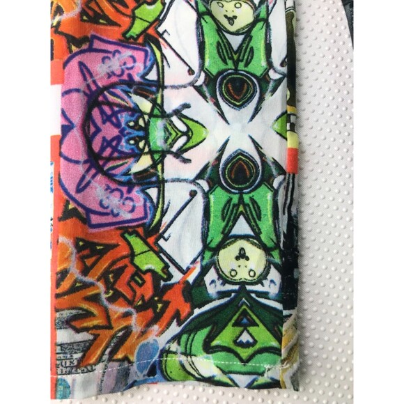 Aratta Silent Journey NYC Taxi Freedom GRAFFITI ART Anthropologie Button Up Top - Picture 5 of 16